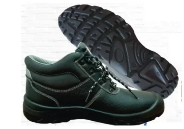 Safety Shoe - MG 106- Borouge 4  /ADNOC Approved-Hail & Ghasha Project